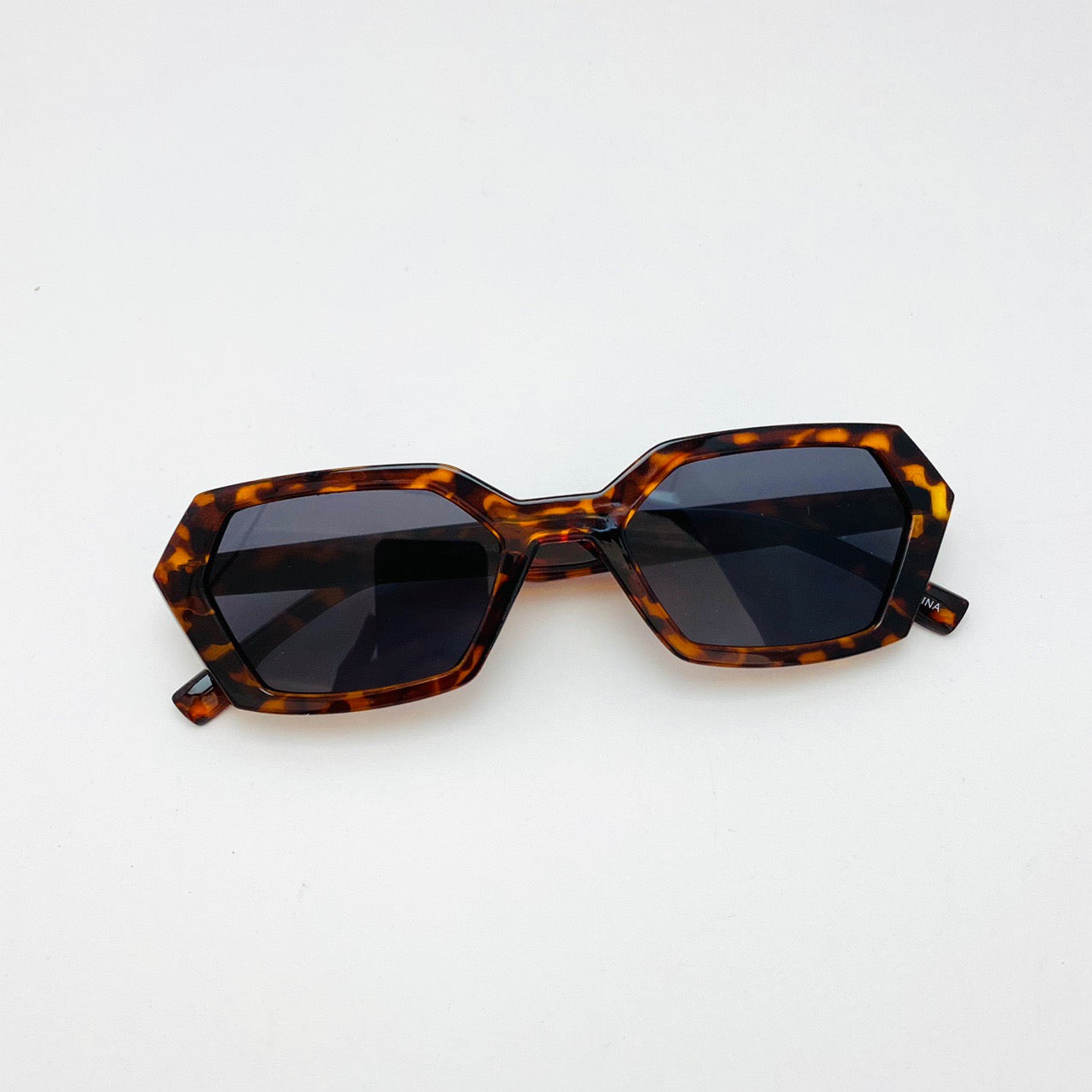 Retro Hexagon Slim Sunglasses - Tortoise