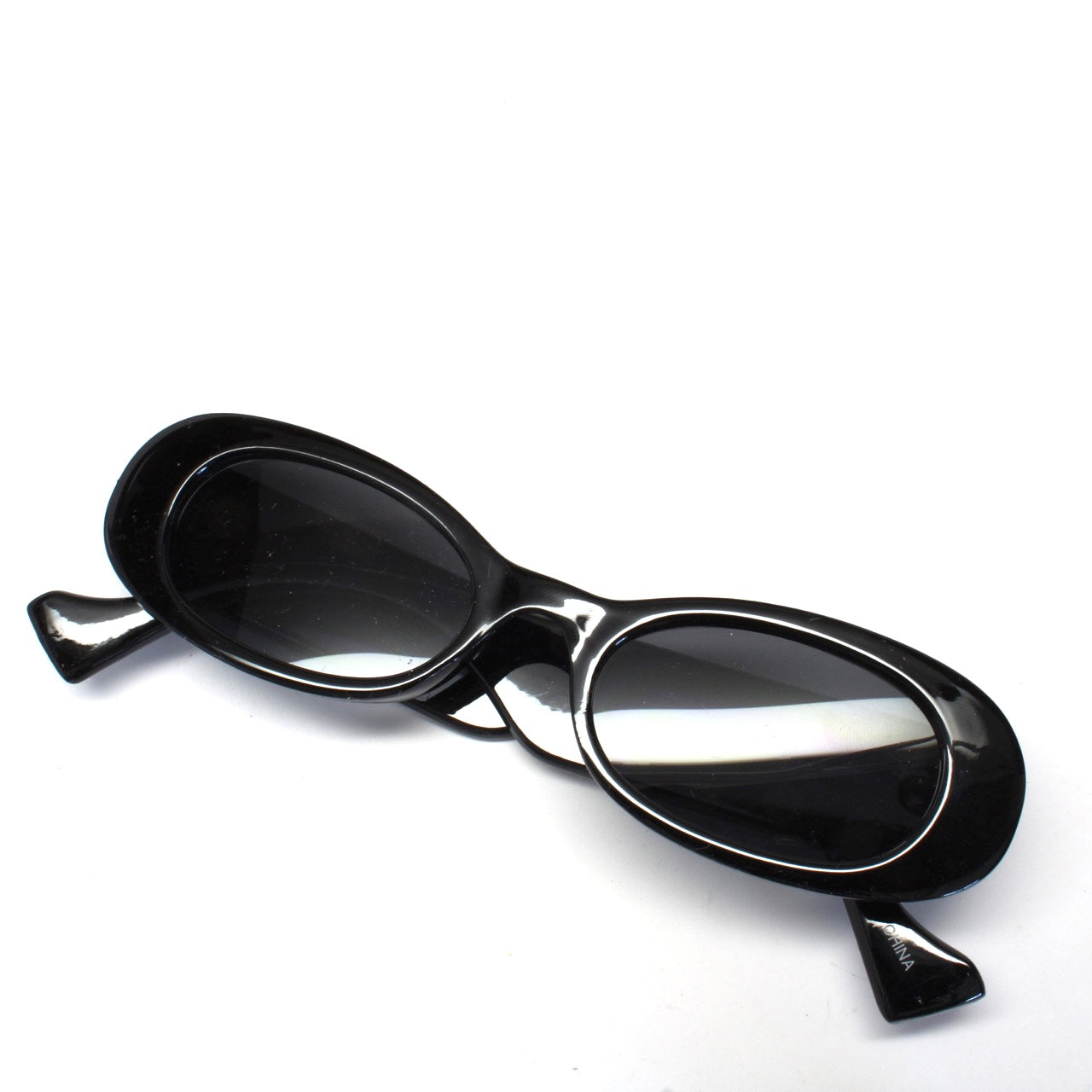 Retro Hermosa Oval Sunglasses - Black